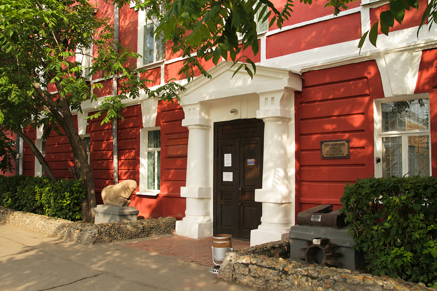 Алтайский краеведческий музей, находящийся в Барнауле