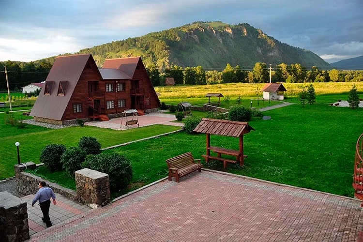 Горный Алтай – базы отдыха, гостевые дома и отели