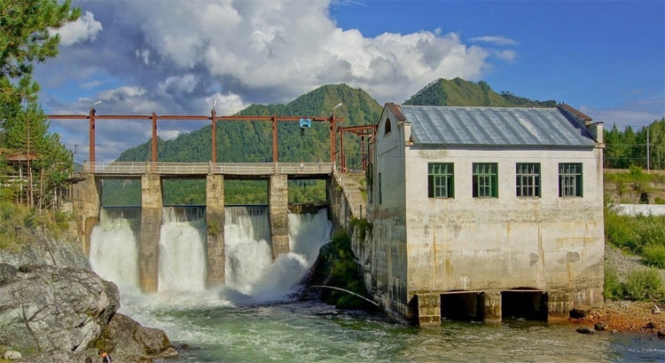 музей-плотина «Чемальская ГЭС»
