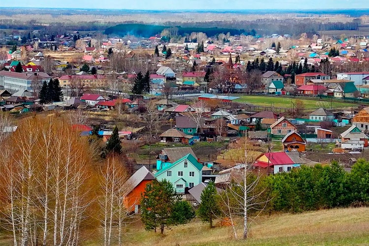 село Сростки